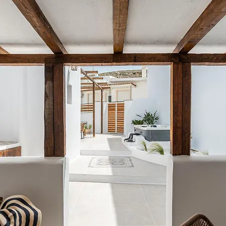 Tatil Evi Yria Traditional House