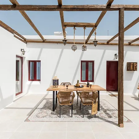 Yria Traditional House Tatil Evi Vívlos